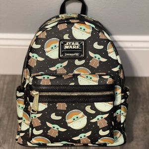 Disney Loungefly The Child Baby Yoda Mini backpack